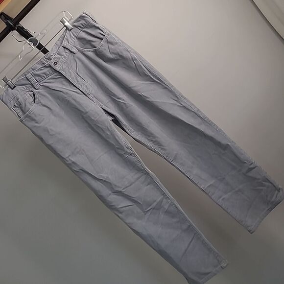 Old Navy Denim - Old Navy sz 33 waist 30 length.  Gray corduroy.  Excellent condition. Button fly